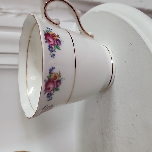 Colclough Vintage Teacup and Saucer | Tea Time Cup | Bone China England - Picture 3 of 8